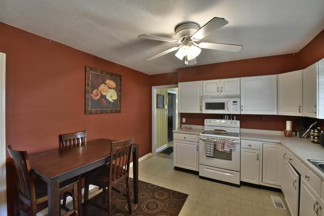 11406 Back Valley Road Soddy Daisy, TN 37379 - Photo 8 of 20 59