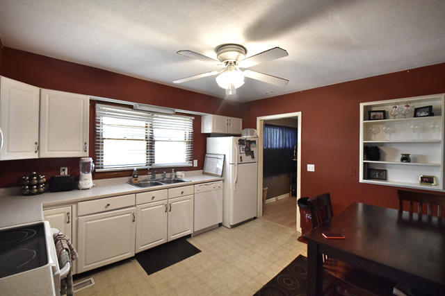 11406 Back Valley Road Soddy Daisy, TN 37379 - Photo 9 of 20 64