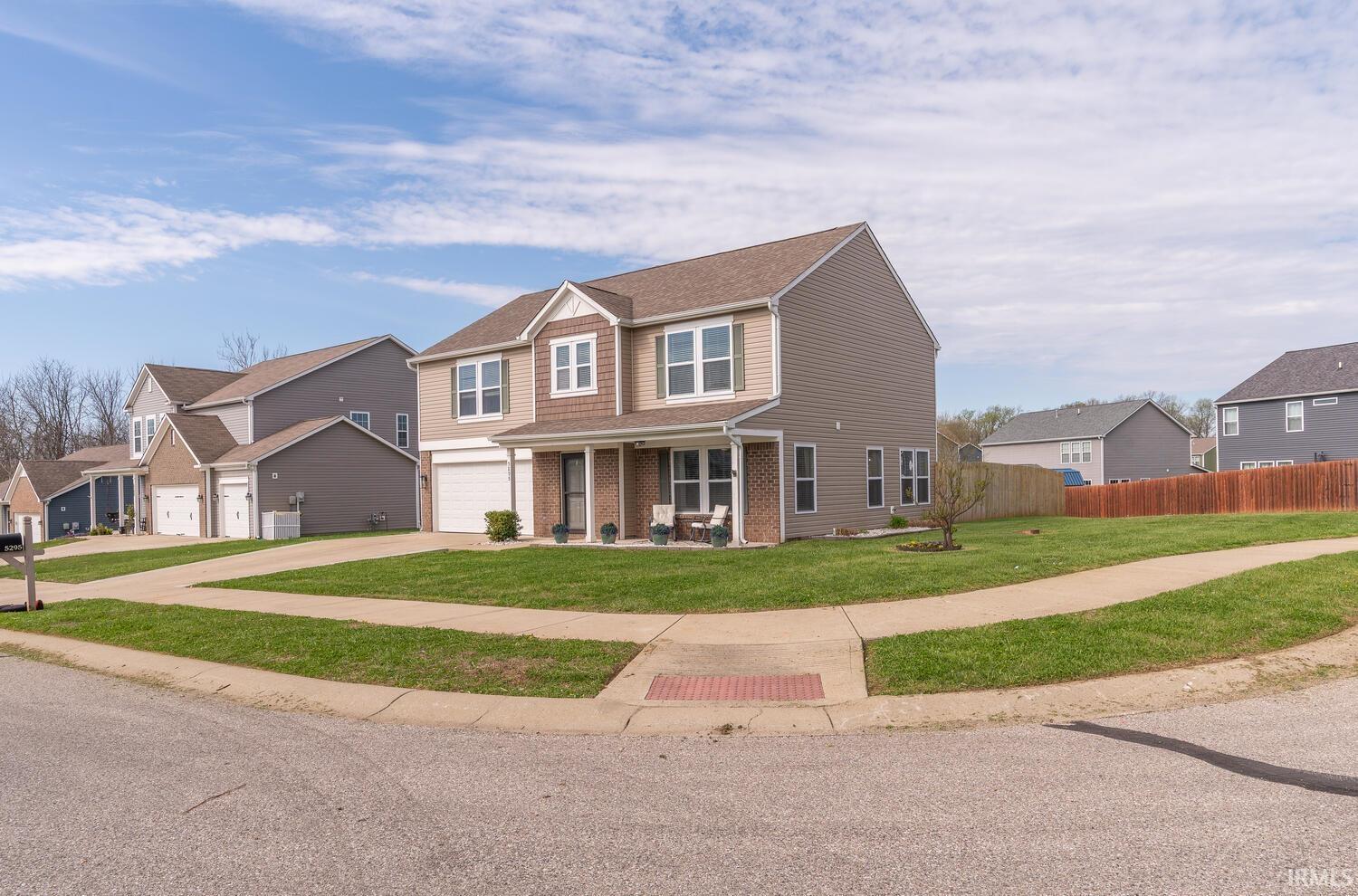 5295 Ranch Acres Place Bloomington, IN 47404 - Photo 2 of 35