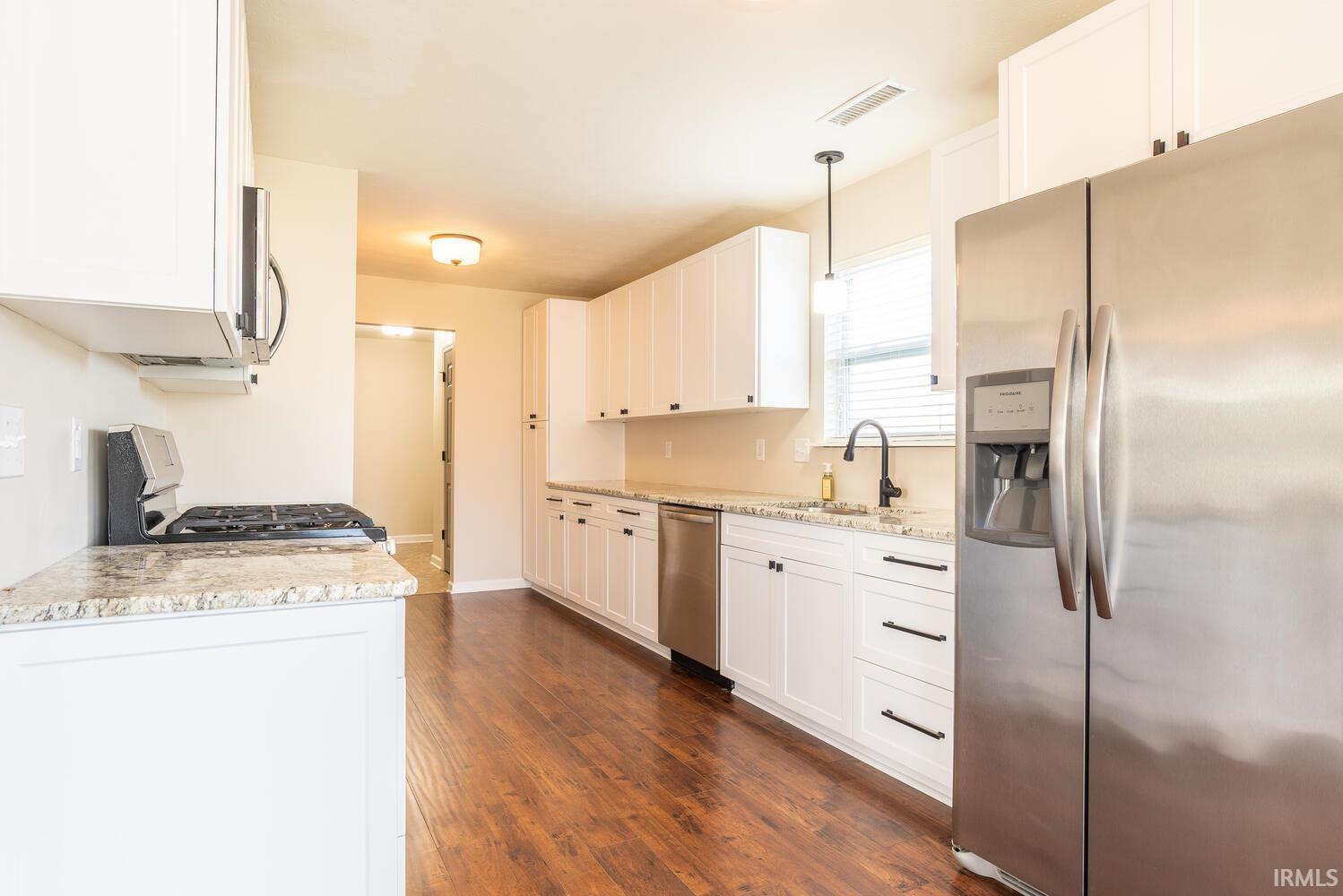 5295 Ranch Acres Place Bloomington, IN 47404 - Photo 9 of 35