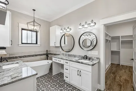 $1,949,000 | Undisclosed Address, College Grove, TN 37046