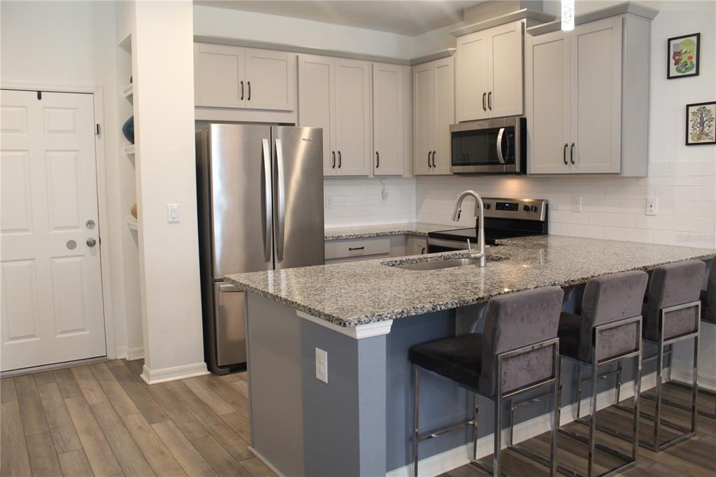 9514 Poplar Ridge Avenue Orlando, FL 32832 - Photo 7 of 35
