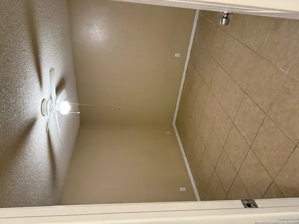 $865 | 10529 Starcrest Drive, San Antonio, TX 78217