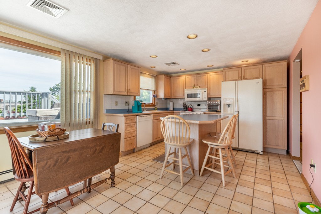 11 Graves Road Revere, MA 02151 - Photo 21 of 32 Gallery Image 21