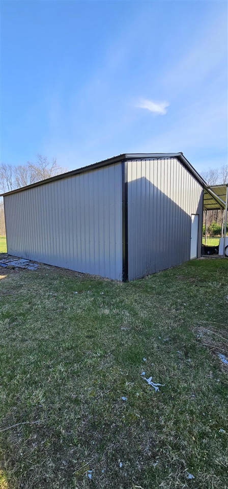 2651 Elliott Road Jackson, MI 49201 - Photo 13 of 35