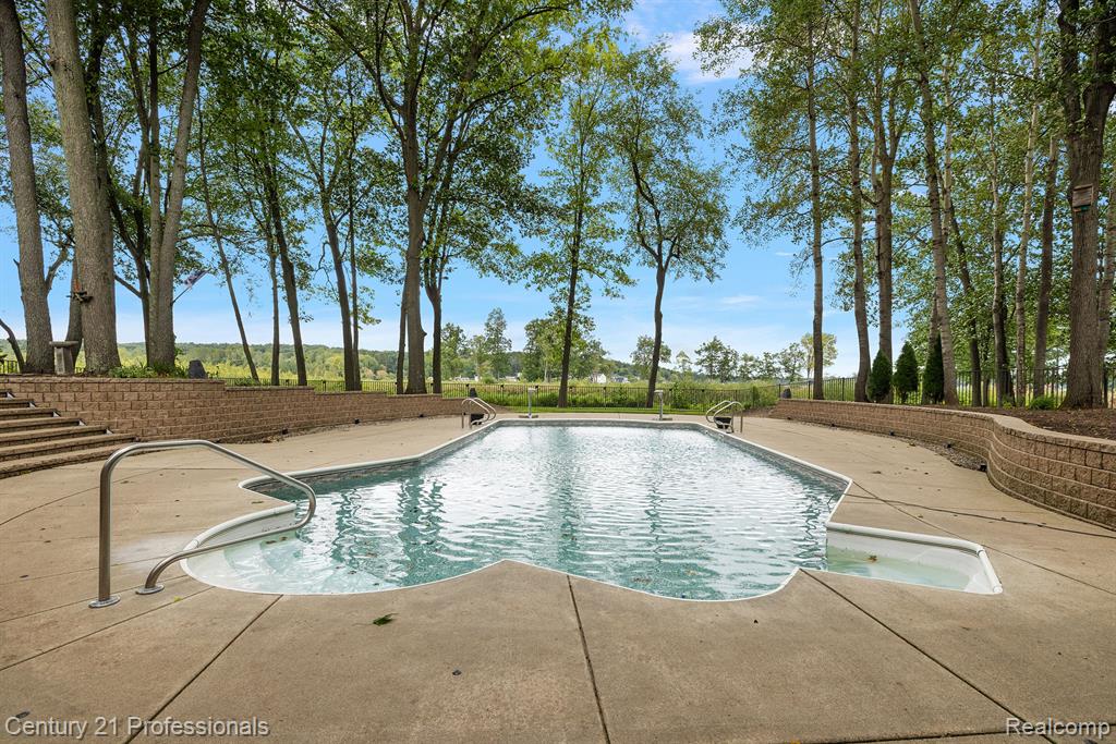 12120 Shaffer Road Davisburg, MI 48350 - Photo 90 of 92