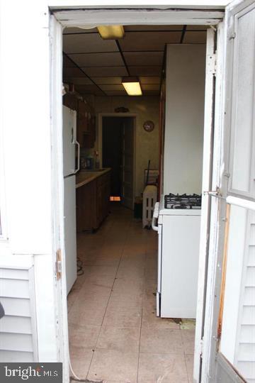 517 Littlecroft Road Upper Darby, PA 19082 - Photo 6 of 25