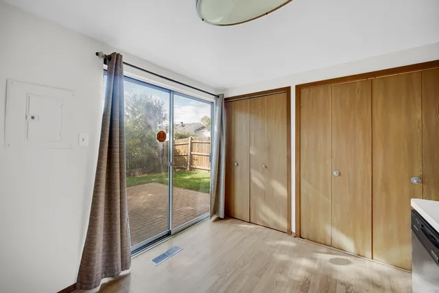 $214,900 | 535 Normandie Lane, Unit 535, Round Lake Beach, IL 60073