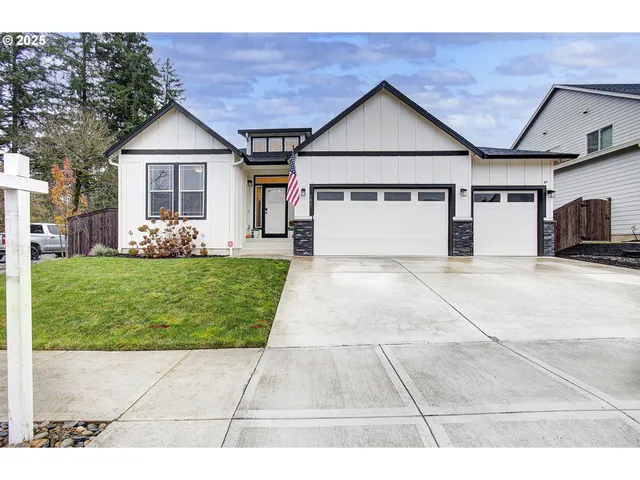 $615,000 | 2421 Northeast 1st Avenue, Battle Ground, WA 98604