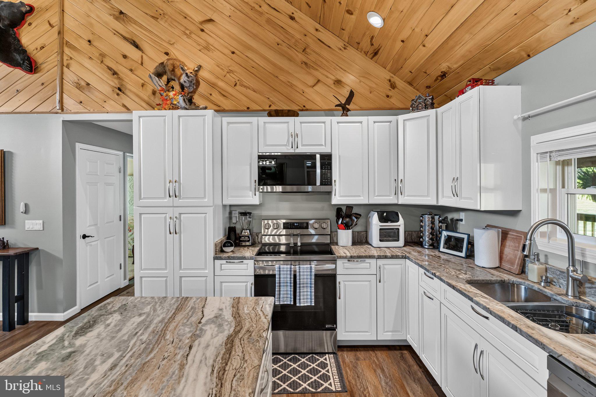 3291 Grassy Ridge Road Mount Storm, WV 26739 - Photo 10 of 30