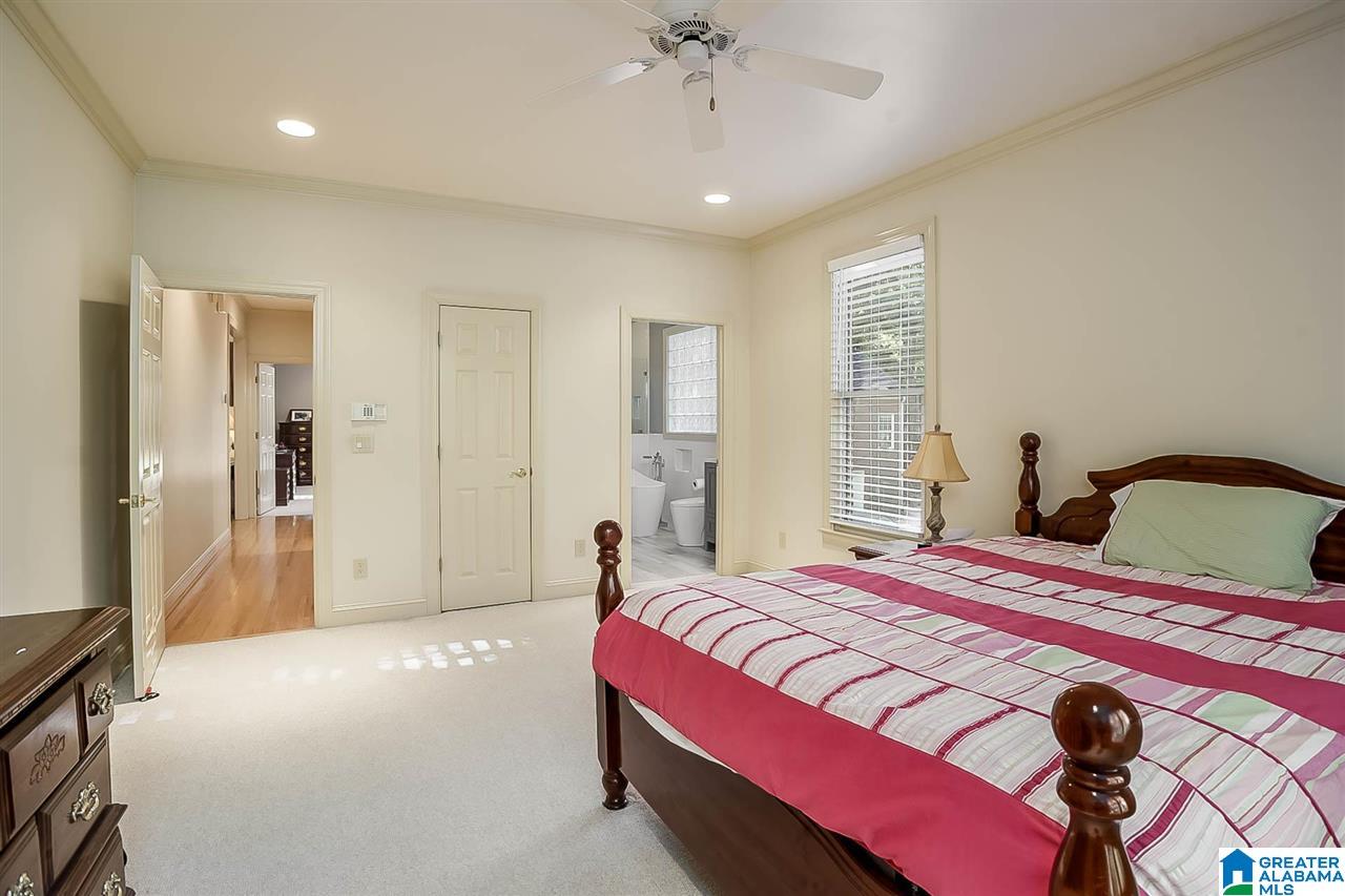 1073 Oak Tree Road Birmingham, AL 35244 - Photo 20 of 47
