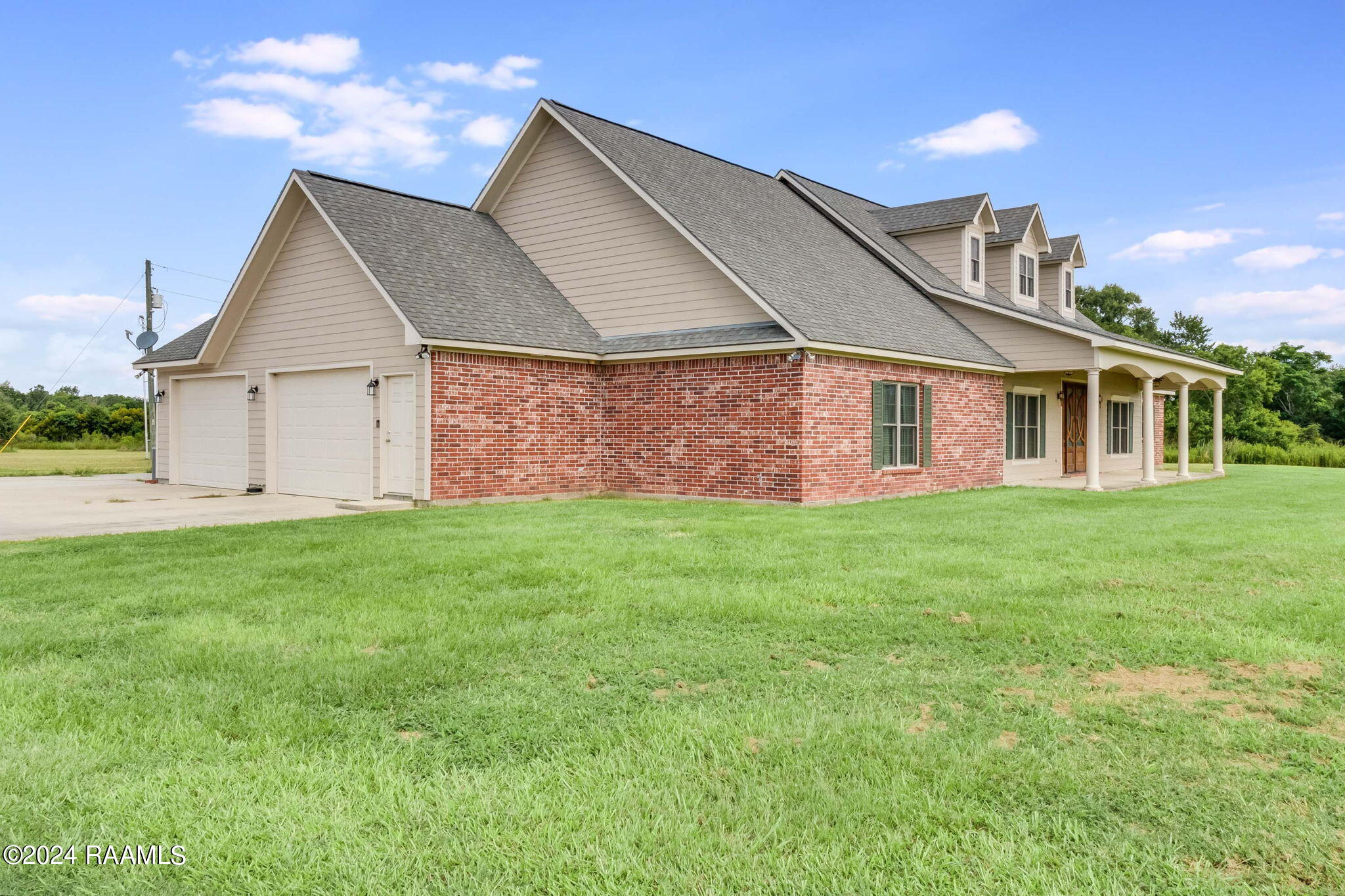 297 Prairie Ronde Highway Opelousas, LA 70570 - Photo 4 of 36 4-web-or-mls-297 Prairie Ronde-4