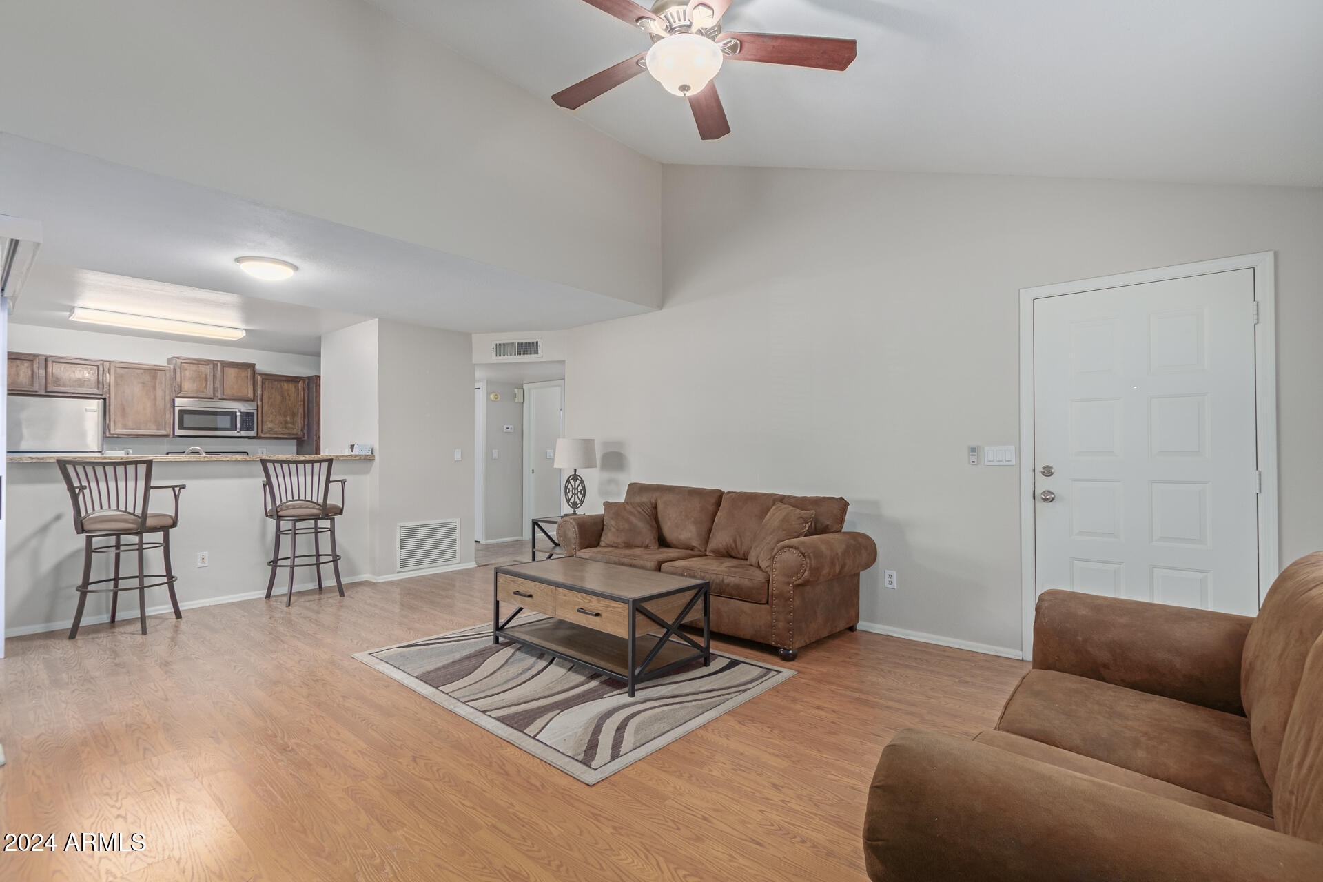 533 West Guadalupe Road, Unit 2092 Mesa, AZ 85210 - Photo 4 of 18 04 - Guadalupe