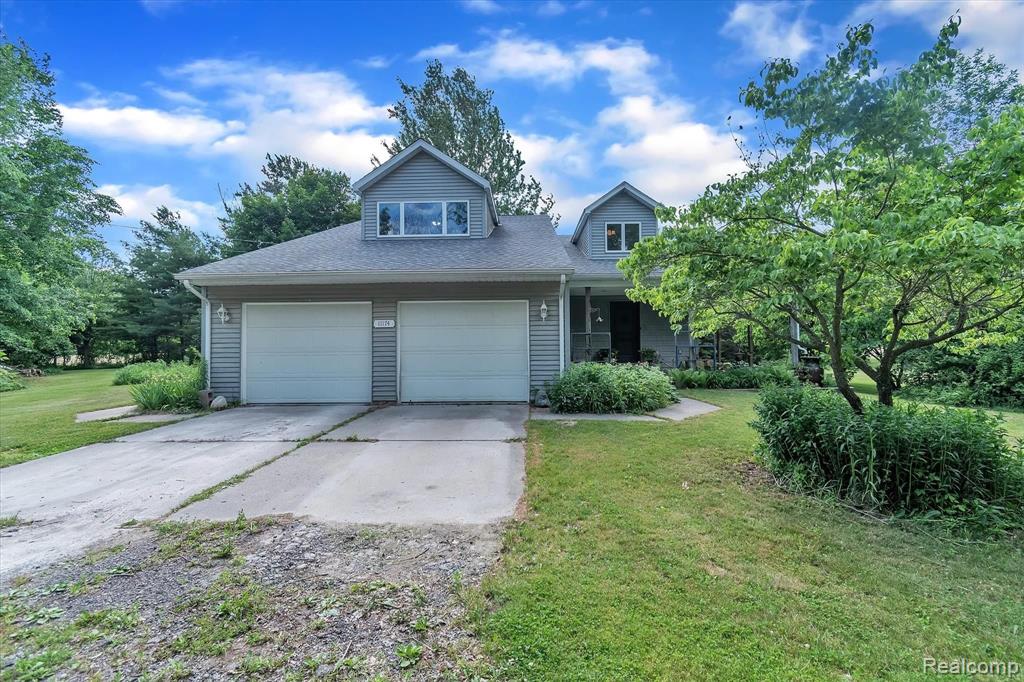 11174 Sharp Road Linden, MI 48451 - Photo 3 of 54