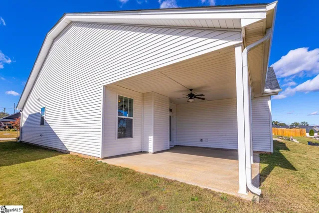 $325,000 | 2631 Karkinnen Way, Moore, SC 29369