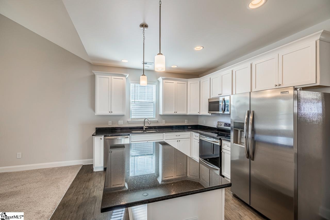 2631 Karkinnen Way Moore, SC 29369 - Photo 6 of 28