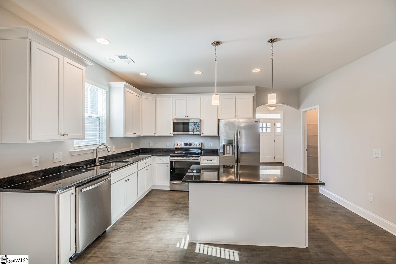 2631 Karkinnen Way Moore, SC 29369 - Photo 7 of 28