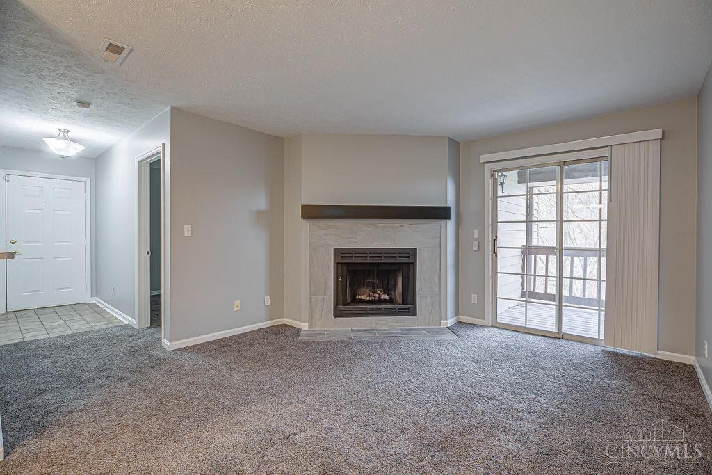 10555 Montgomery Road, Unit 19 Montgomery, OH 45242 - Photo 2 of 41 Gallery Image 2