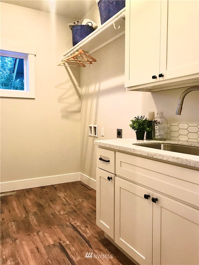 3678 Southeast Nelson Road Olalla, WA 98359 - Photo 11 of 27 Gallery Image 11