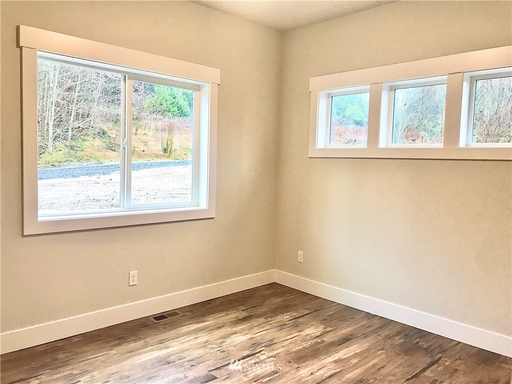 3678 Southeast Nelson Road Olalla, WA 98359 - Photo 12 of 27 Gallery Image 12