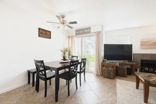 $455,000 | 2607 Westberry Drive, Santa Rosa, CA 95403