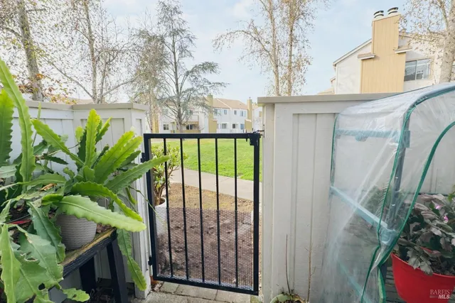 $460,000 | 2607 Westberry Drive, Santa Rosa, CA 95403