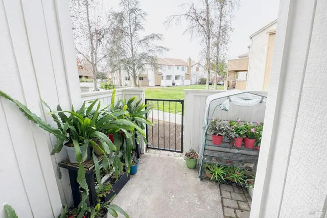 $460,000 | 2607 Westberry Drive, Santa Rosa, CA 95403