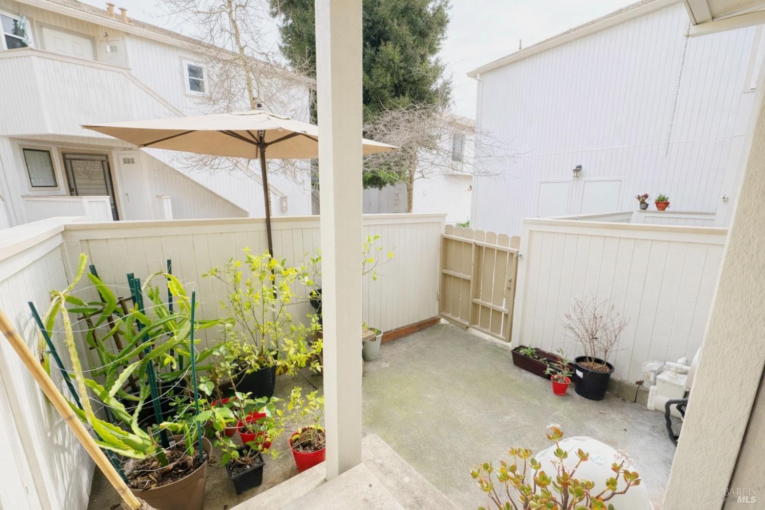 2607 Westberry Drive Santa Rosa, CA 95403 - Photo 2 of 35