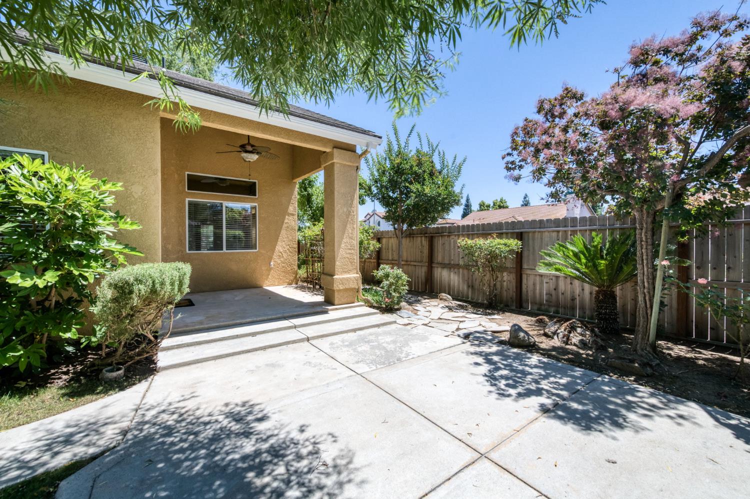 794 Applegate Avenue Clovis, CA 93611 - Photo 22 of 28