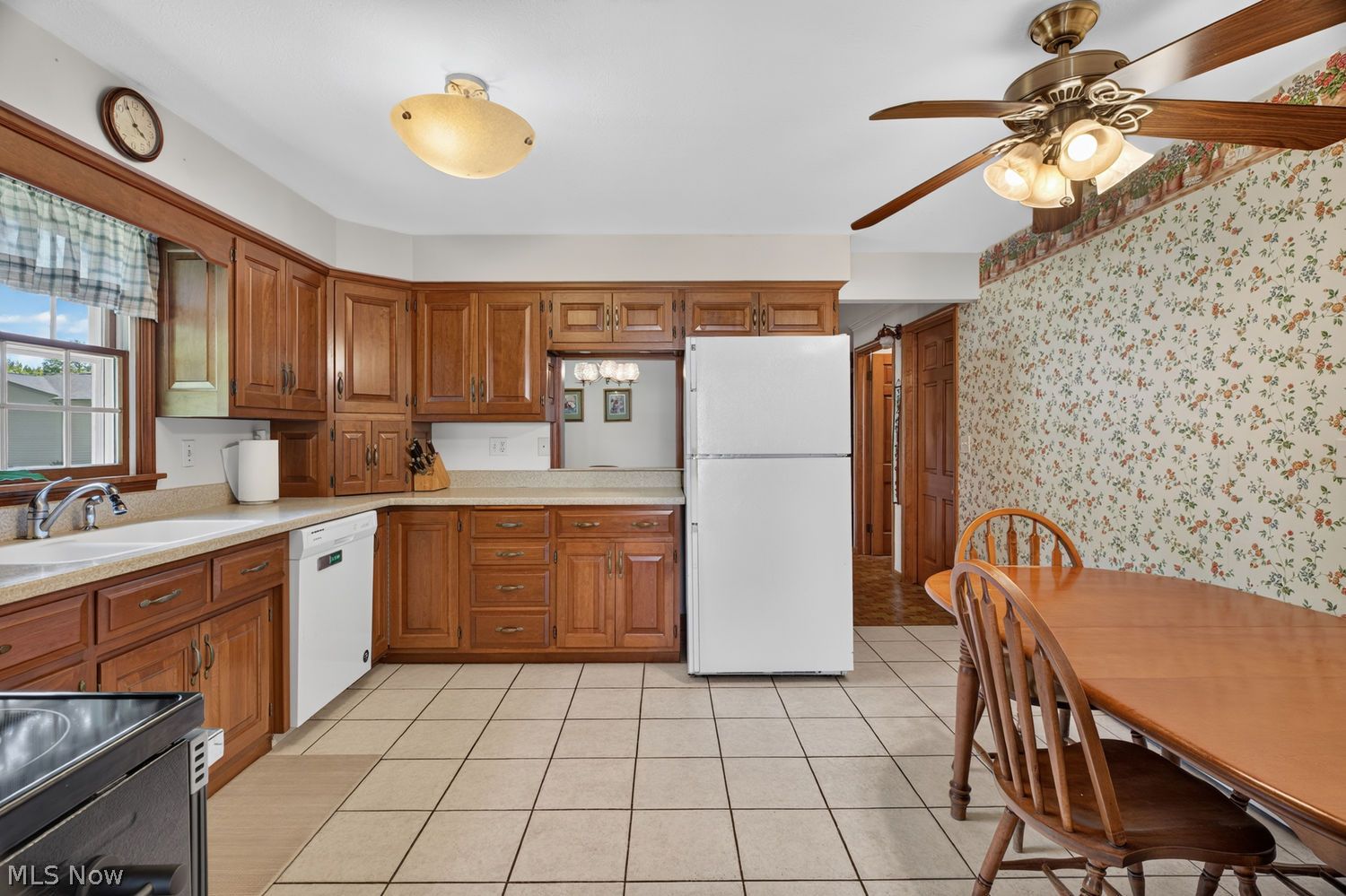 44735 Middle Ridge Road Amherst, OH 44001 - Photo 13 of 50 Gallery Image 13