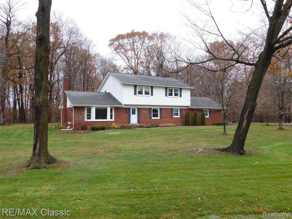 30179 Richmond Road Farmington Hills, MI 48334 - Photo 1 of 37