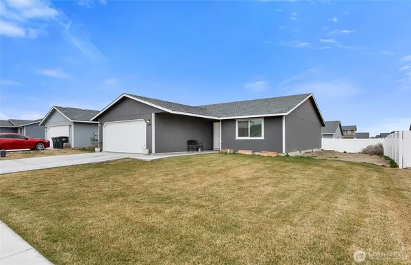 $369,900 | 1314 Polo Ridge, Moses Lake, WA 98837