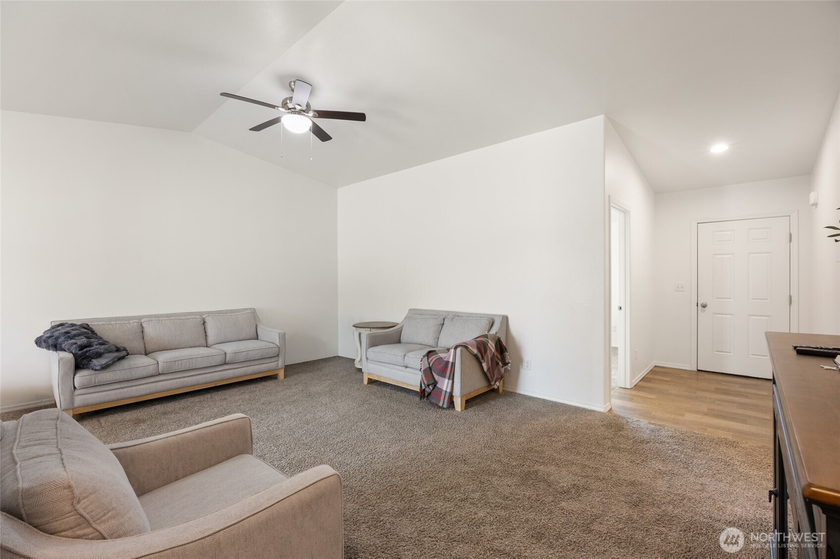 1314 Polo Ridge Moses Lake, WA 98837 - Photo 7 of 37