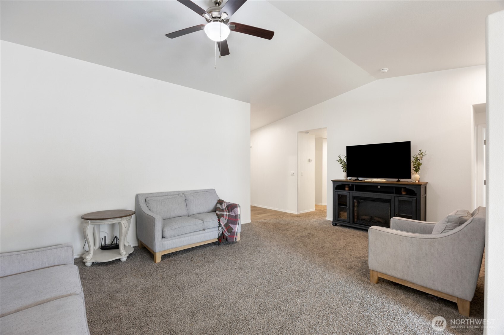 1314 Polo Ridge Moses Lake, WA 98837 - Photo 8 of 37