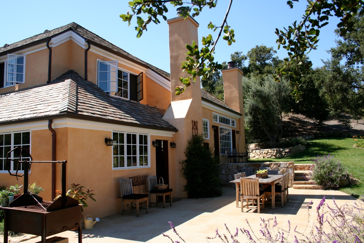 110 Orizaba Road Santa Barbara, CA 93103 - Photo 3 of 18 a view of a house with patio