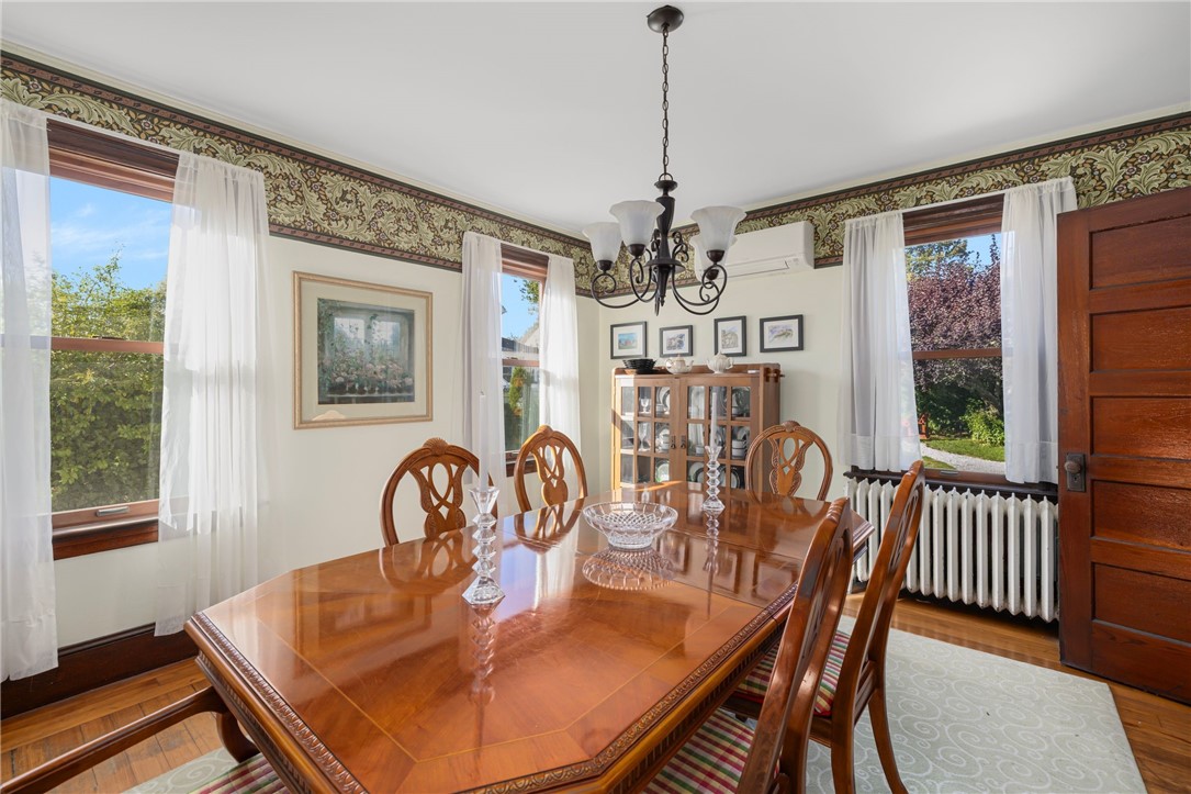 99 Roseneath Avenue Newport, RI 02840 - Photo 13 of 48