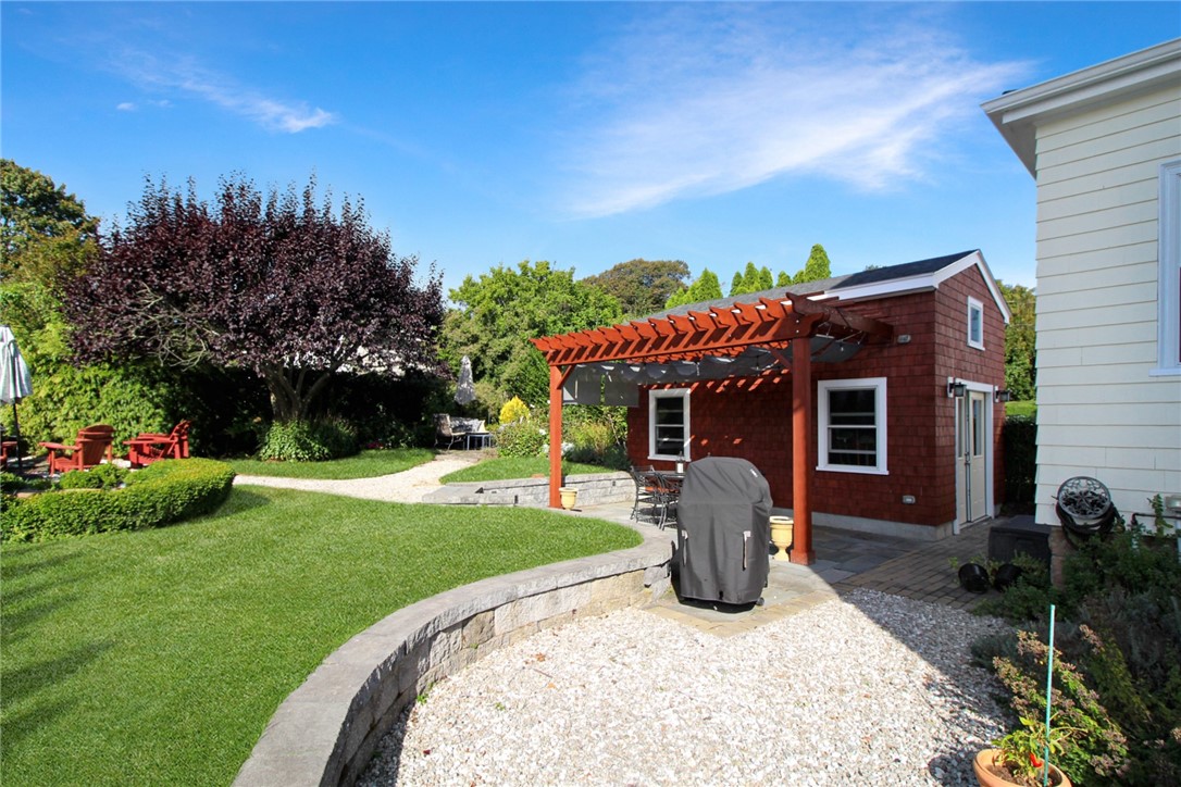 99 Roseneath Avenue Newport, RI 02840 - Photo 25 of 48