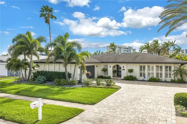 $2,300,000 | 624 Snug Island, Clearwater, FL 33767