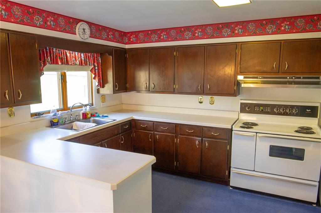 2903 Italy Road Export, PA 15632 - Photo 6 of 31