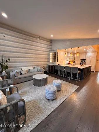 $5,000 | 330 Sylvania Avenue, Unit SUMMER, Avon-by-the-Sea, NJ 07717