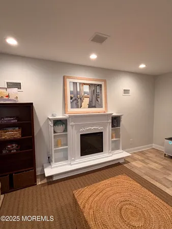 $5,000 | 330 Sylvania Avenue, Unit SUMMER, Avon-by-the-Sea, NJ 07717