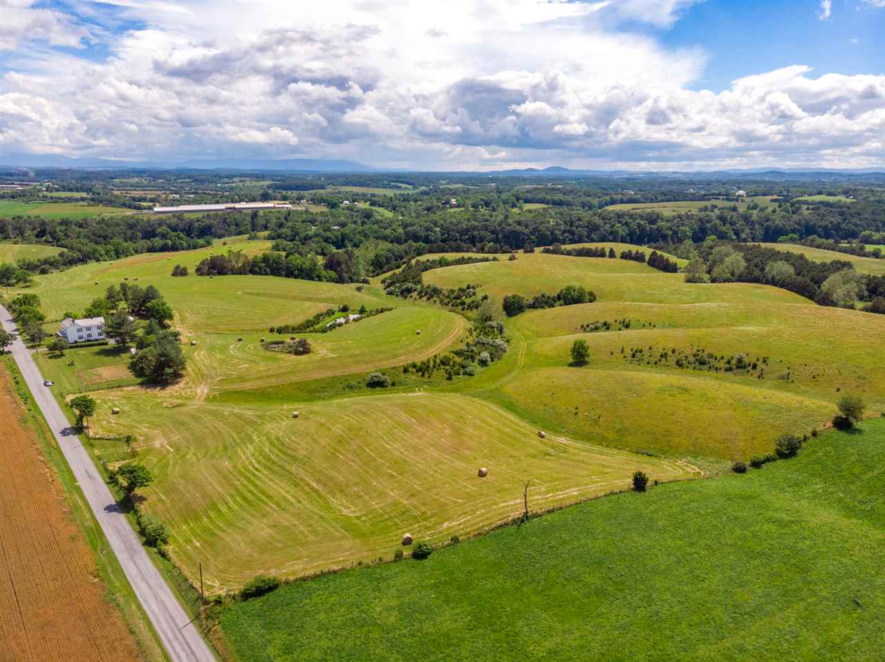 980 Knightly Mill Road Mount Sidney, VA 24467 - Photo 4 of 15 a view of an ocean from a balcony