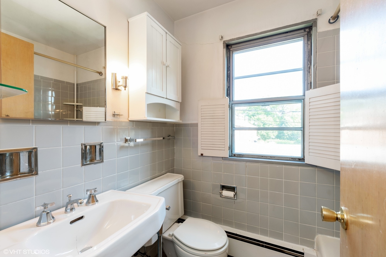 606 Ridge Road Wilmette, IL 60091 - Photo 7 of 8