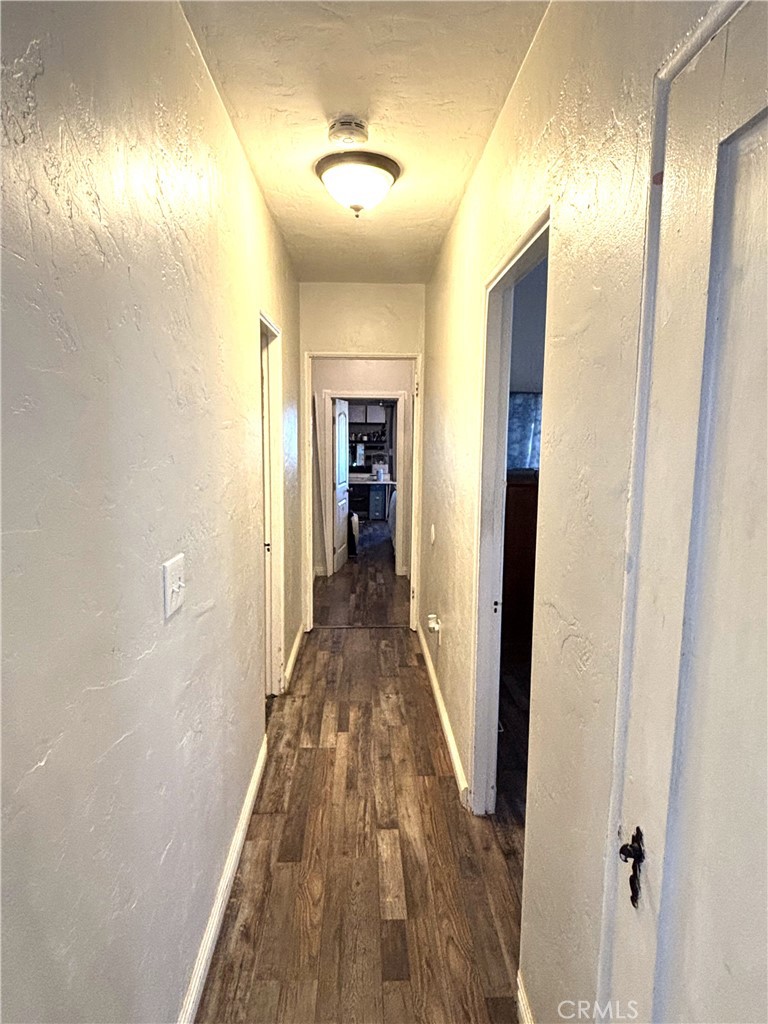 10433 Helendale Avenue Tujunga, CA 91042 - Photo 14 of 42