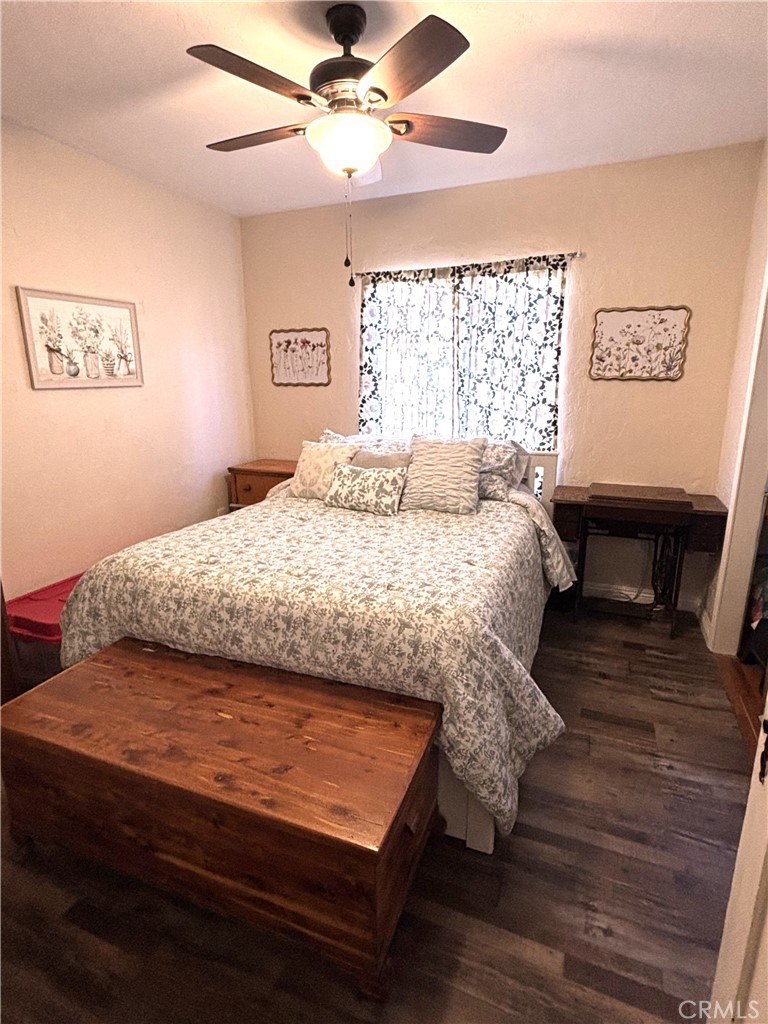 10433 Helendale Avenue Tujunga, CA 91042 - Photo 15 of 42