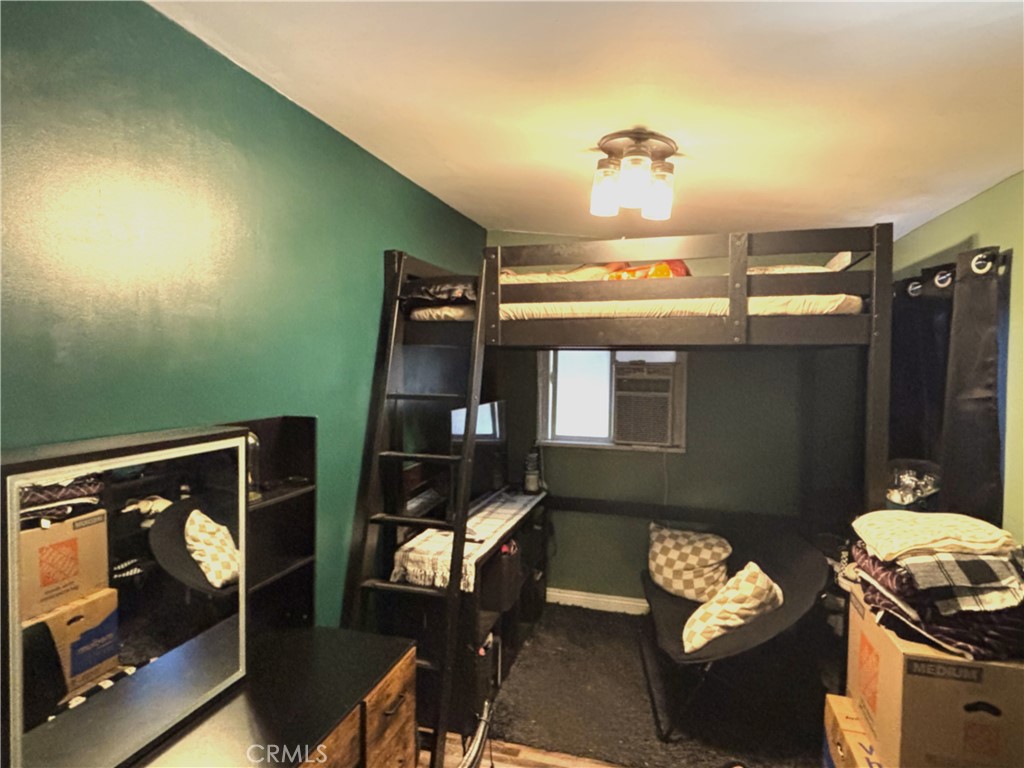 10433 Helendale Avenue Tujunga, CA 91042 - Photo 20 of 42