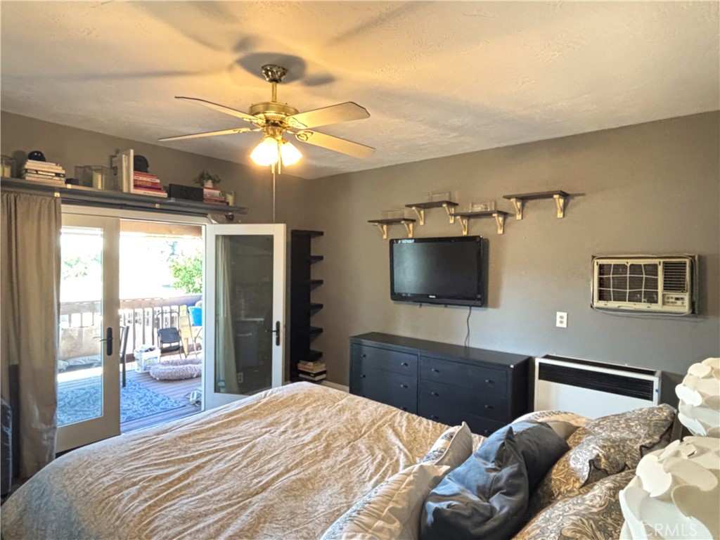 10433 Helendale Avenue Tujunga, CA 91042 - Photo 23 of 42