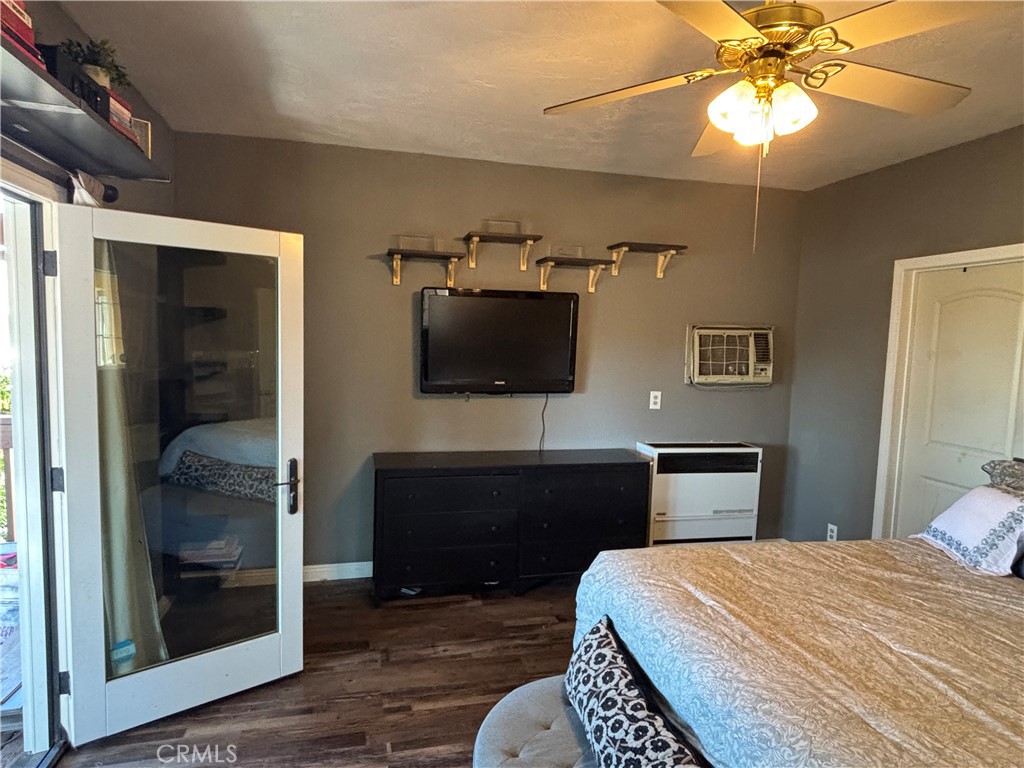 10433 Helendale Avenue Tujunga, CA 91042 - Photo 24 of 42