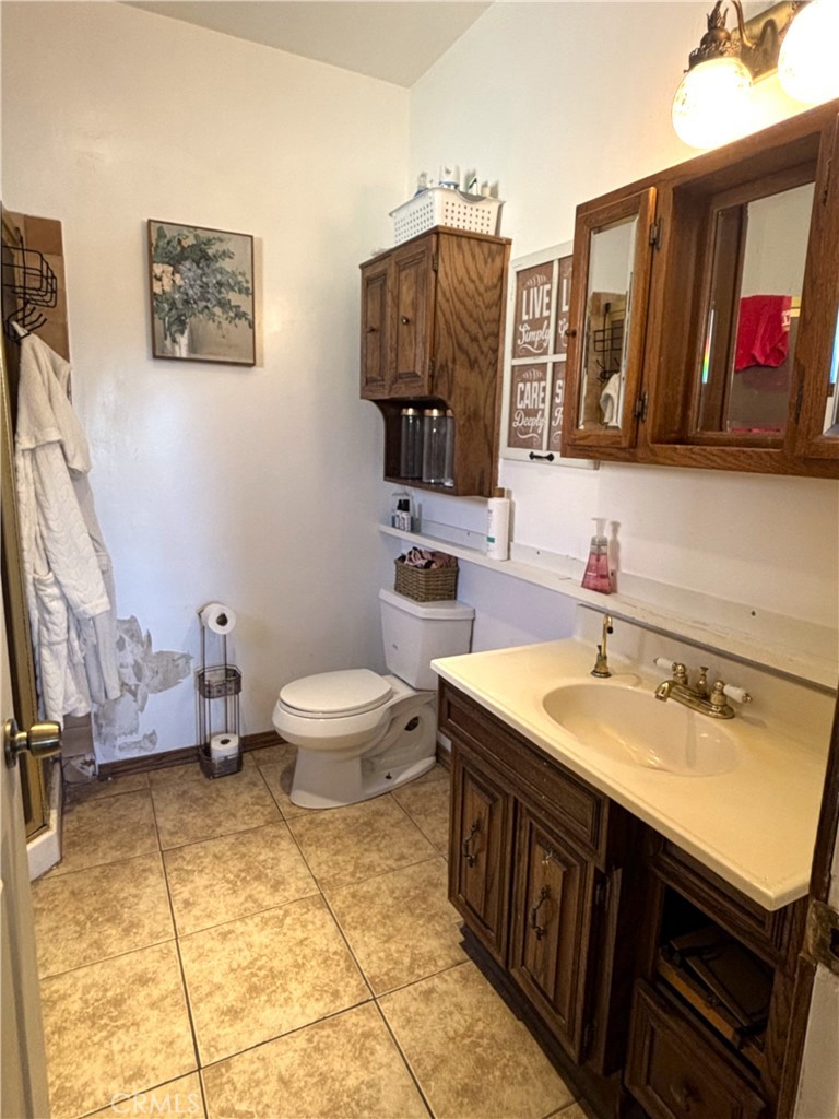 10433 Helendale Avenue Tujunga, CA 91042 - Photo 27 of 42