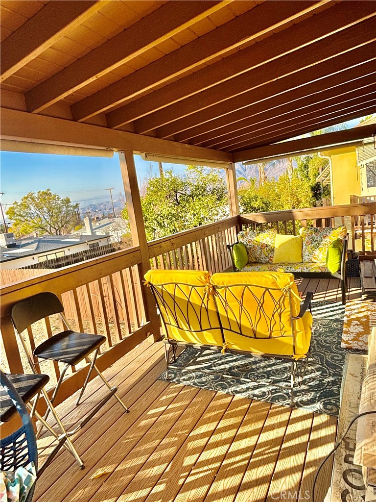 10433 Helendale Avenue Tujunga, CA 91042 - Photo 33 of 42